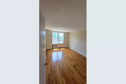 86-05 60 Road #2E, Elmhurst, NY 11373 - Photo 8