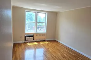 86-05 60th Rd, Elmhurst, NY 11373 - Photo 8