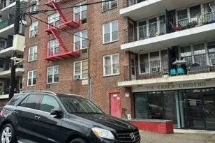 86-05 60th Rd, Elmhurst, NY 11373 - Photo 16