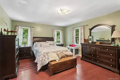 23 Bacon Road, Saint James, NY 11780 - Photo 34