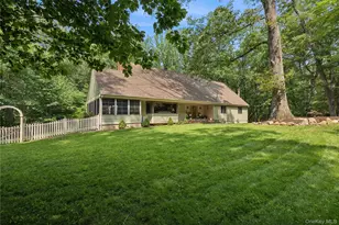 23 Bacon Rd, Saint James, NY 11780 - Photo 10