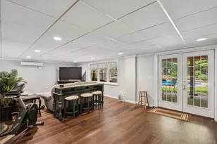 23 Bacon Rd, Saint James, NY 11780 - Photo 48