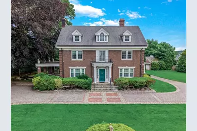 44 Arbor Place, Glen Cove, NY 11542 - Photo 1