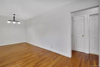 57-47 246 Crescent #1, Douglaston, NY 11362 - Photo 4