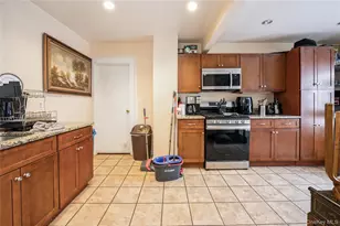 93 Edgewood Ave, Yonkers, NY 10704 - Photo 24