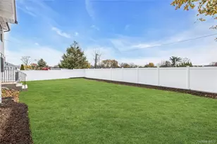 7 Sheridan St, Old Bethpage, NY 11804 - Photo 34