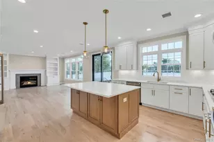 7 Sheridan St, Old Bethpage, NY 11804 - Photo 14