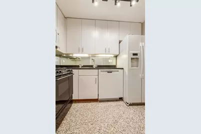 420 E 72nd Street #16E, New York, NY 10021 - Photo 4