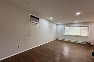 3666 Illona Ln, Oceanside, NY 11572 - Photo 8