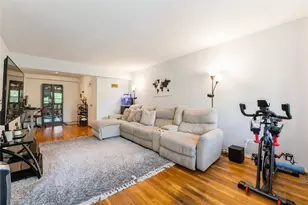 84-10 153rd Ave, Howard Beach, NY 11414 - Photo 2