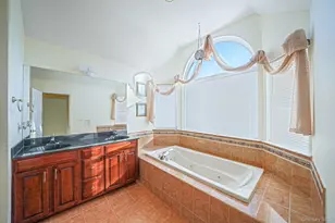 18 Cayla Ln, Port Jefferson Station, NY 11776 - Photo 14