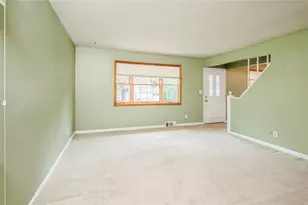 5 Hillaire Pl, Nanuet, NY 10954 - Photo 10