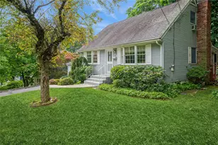 5 Hillaire Pl, Nanuet, NY 10954 - Photo 2