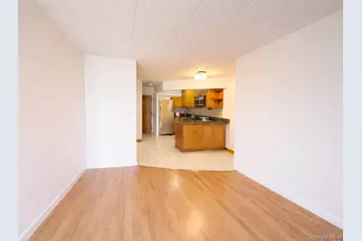 130-14 60 Avenue #2E, Flushing, NY 11355 - Photo 4