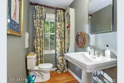 201 Shore Road, Greenwich, CT 06830 - Photo 30