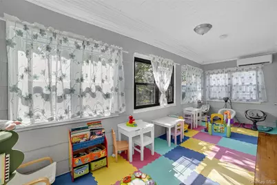 439 S 7th Avenue, Mount Vernon, NY 10550 - Photo 14