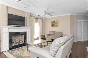 85 Sagamore Dr, Plainview, NY 11803 - Photo 8