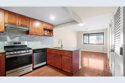 172-18 Jamaica Avenue #2B, Jamaica, NY 11432 - Photo 8