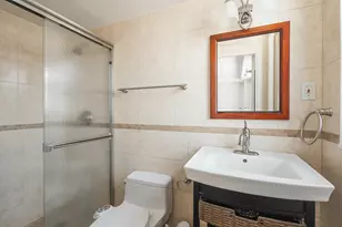 61-25 98th St, Rego Park, NY 11374 - Photo 14