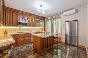 196-15 Como Ave, Hollis, NY 11423 - Photo 10