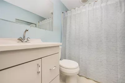 263 Foster Avenue, Malverne, NY 11565 - Photo 16