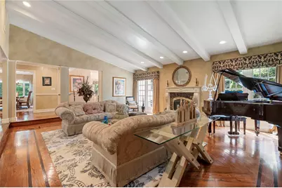 14 Durham Drive, Dix Hills, NY 11746 - Photo 4