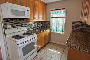 104-18 216th St, Queens Village, NY 11429 - Photo 20