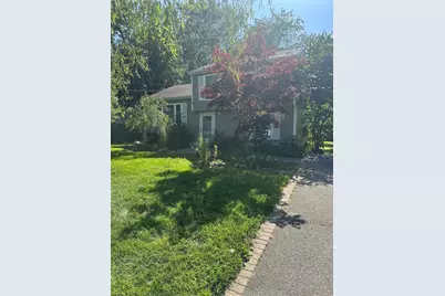 716 Narragansett Avenue, Patchogue, NY 11772 - Photo 1