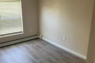 716 Narragansett Ave, Patchogue, NY 11772 - Photo 16