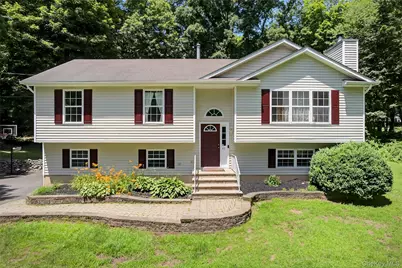 60 Palomino Place, New Windsor, NY 12553 - Photo 1