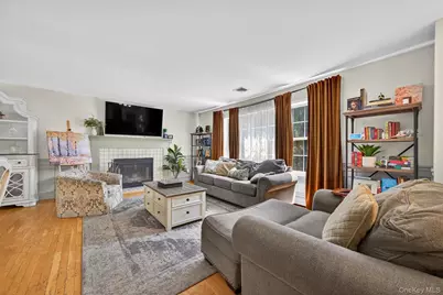 60 Palomino Place, New Windsor, NY 12553 - Photo 6