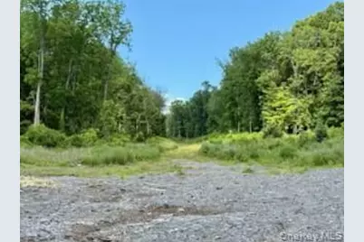 3 Chelsea Road, Hughsonville, NY 12590 - Photo 2