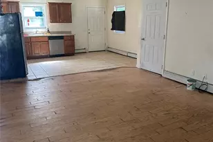 752 Bayview Ave, Bellport, NY 11713 - Photo 6