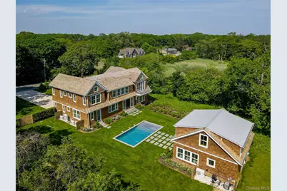 161 South Road, Westhampton, NY 11977 - Photo 2