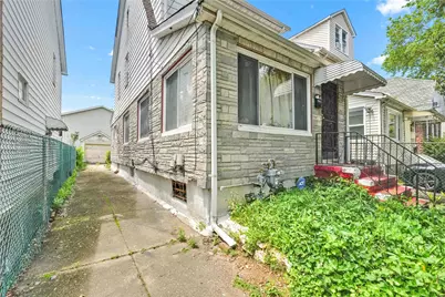 77-14 162nd Street, Fresh Meadows, NY 11366 - Photo 6