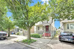 77-14 162nd St, Fresh Meadows, NY 11366 - Photo 4