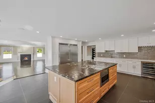 14 Quintree Ln, Melville, NY 11747 - Photo 18