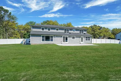 14 Quintree Lane, Melville, NY 11747 - Photo 2