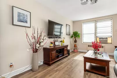 33-07 91 St Street #3K, Jackson Heights, NY 11372 - Photo 6