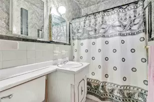 26-20 141st St, Flushing, NY 11354 - Photo 20