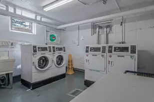 13 W Mill Dr, Great Neck, NY 11021 - Photo 12