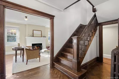 75 Young Avenue, Pelham, NY 10803 - Photo 8