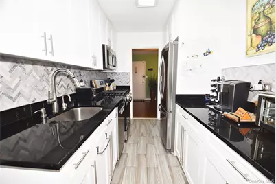18-70 211th Street #5K, Bayside, NY 11360 - Photo 8