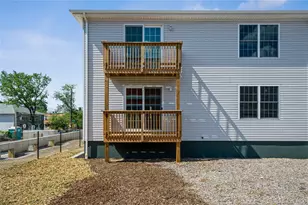 24 Clement St, Yonkers, NY 10710 - Photo 36