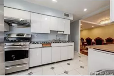 252-14 82 Road, Bellerose, NY 11426 - Photo 6