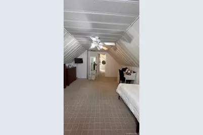 422 Saint Agnes Place, Franklin Square, NY 11010 - Photo 22