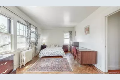 151-07 85th Avenue, Briarwood, NY 11432 - Photo 14