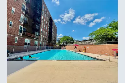46-01 39th Avenue #106, Sunnyside, NY 11104 - Photo 14
