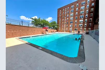 46-01 39th Avenue #106, Sunnyside, NY 11104 - Photo 12