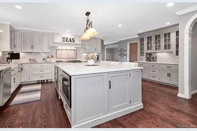 12 Brandon Drive, Mount Kisco, NY 10549 - Photo 16